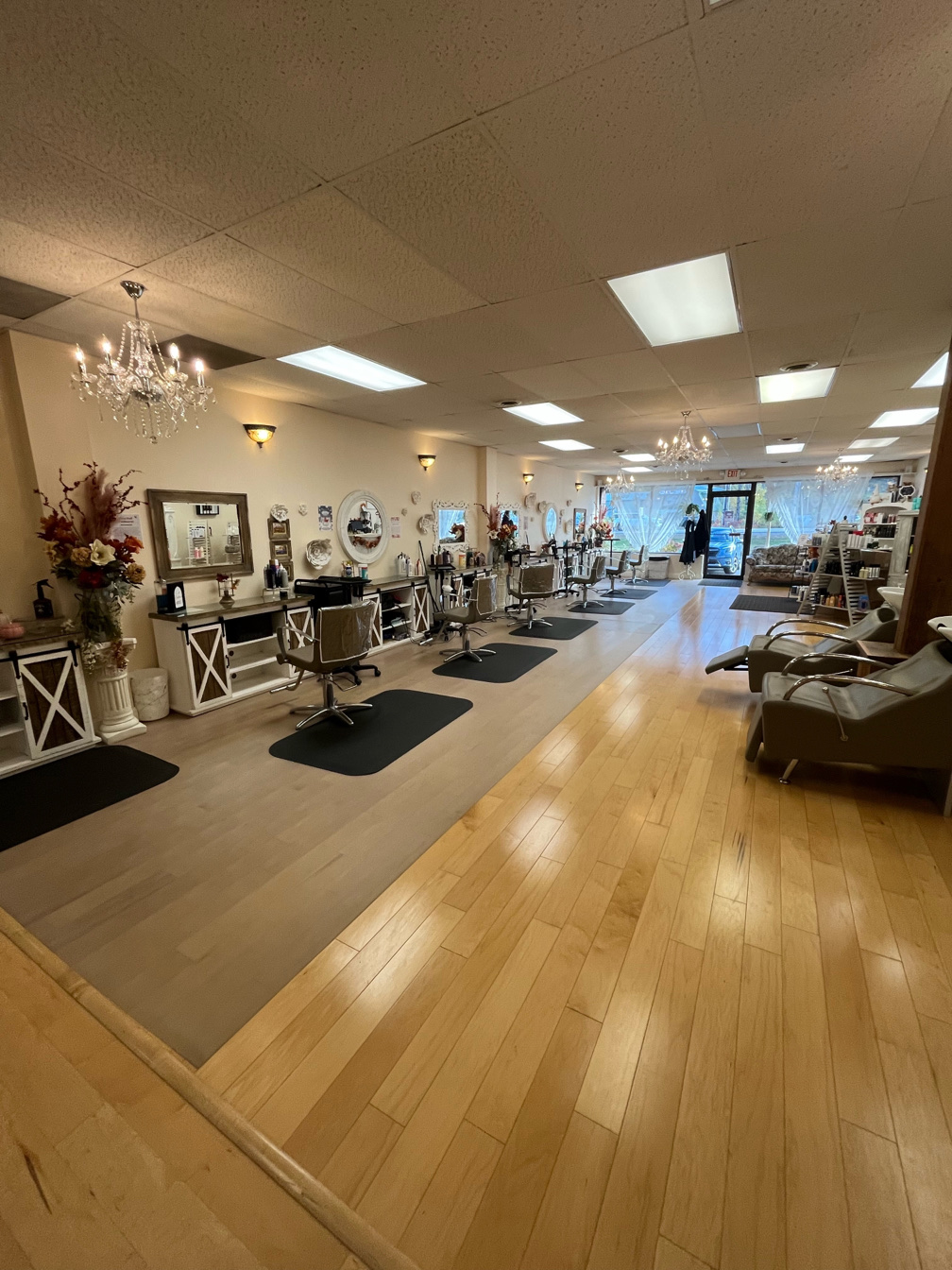 Chic Hair Boutique And Spa In Plymouth NH Vagaro